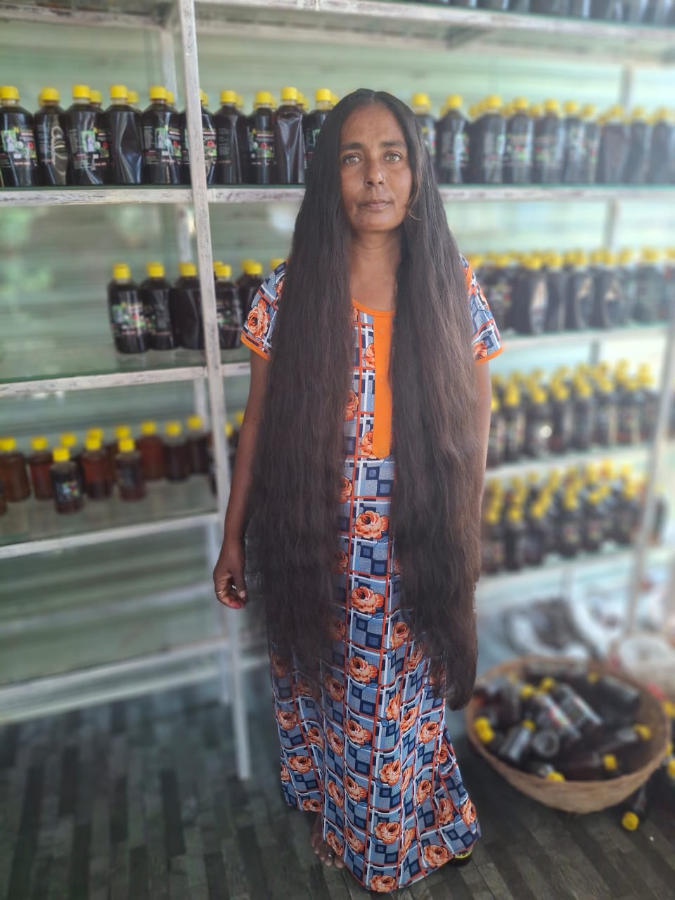 KARNATAKA HAKKI PIKKI NEELAMBARI HERBAL HAIR OIL